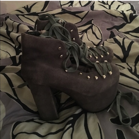 U IF Hellbounds - Picture 2 of 3